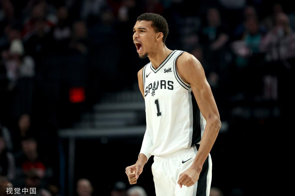 足坛的新人 足坛的新人