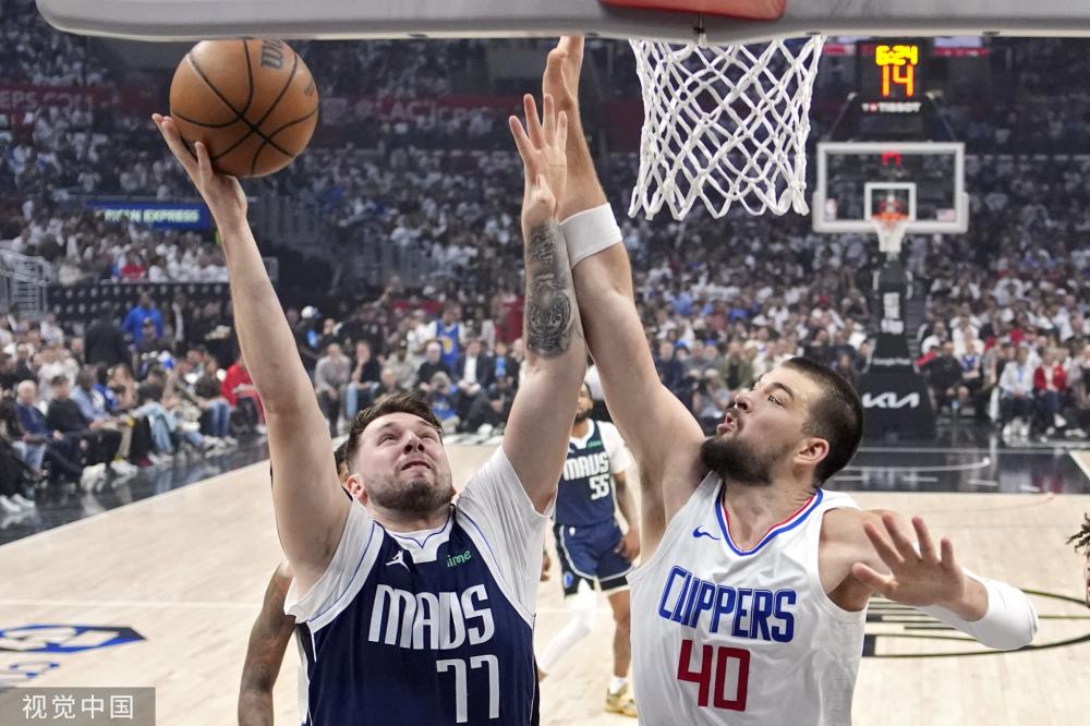 以期在球场 以期在球场