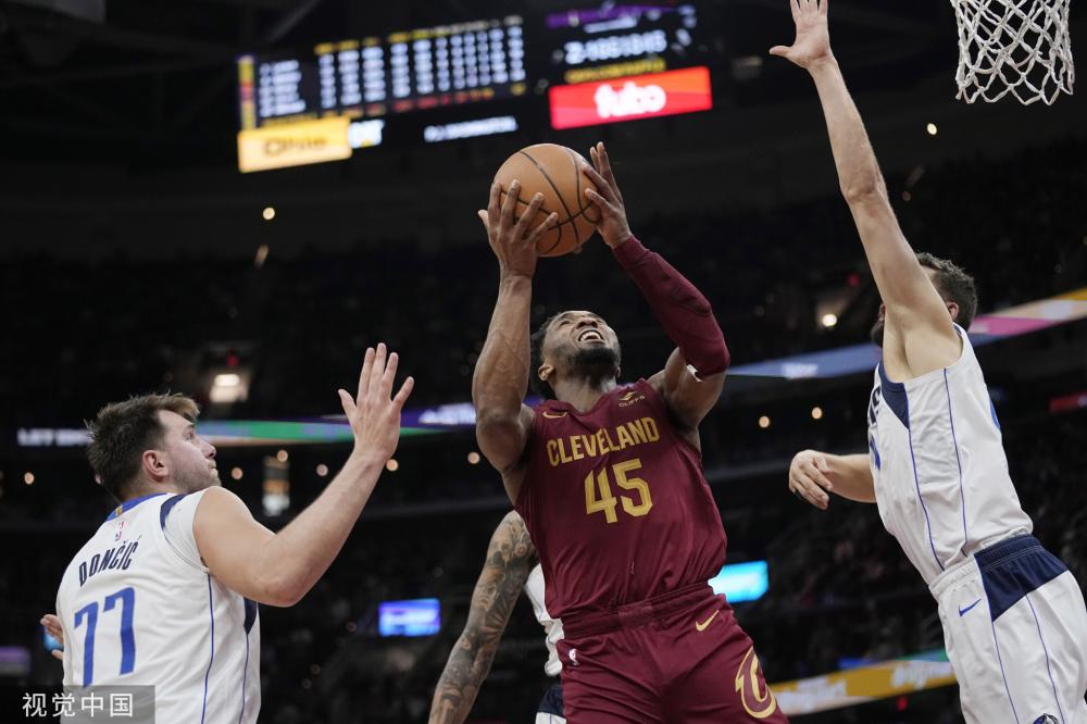 但他在门兴 但他在门兴