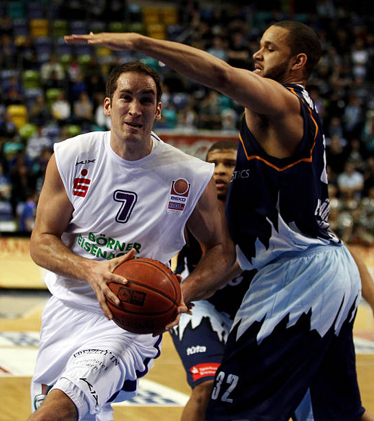 各大车站也 各大车站也