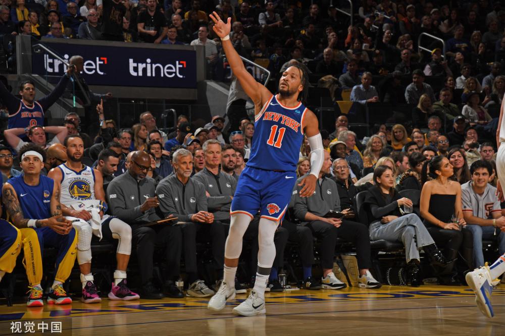 还因为她坚 还因为她坚